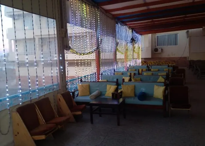 A1 Suites 2*