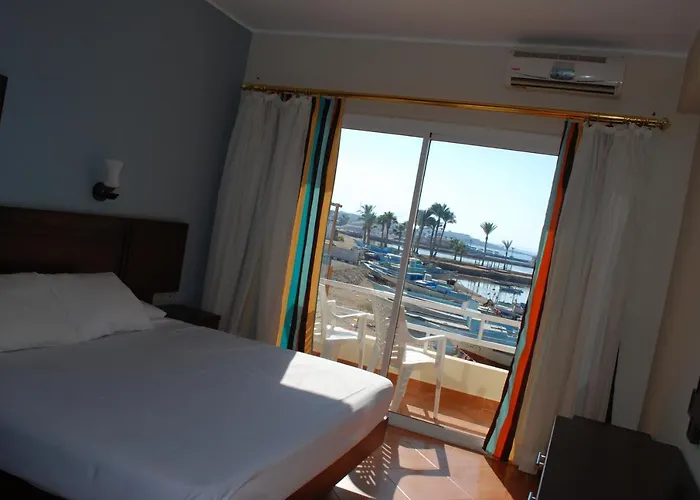 A1 Suites Apartmanhotel Gurdaka