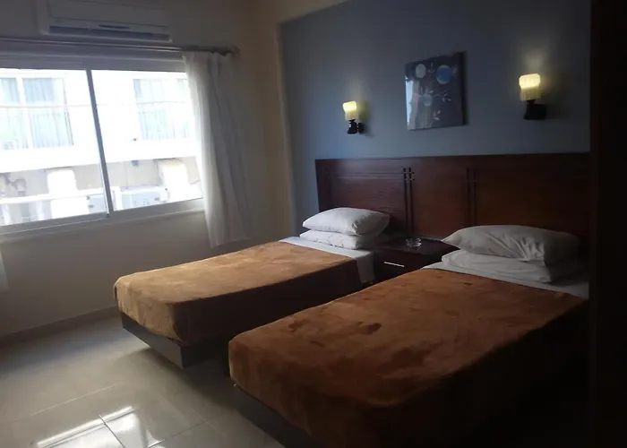 Apartmanhotel A1 Suites 2*